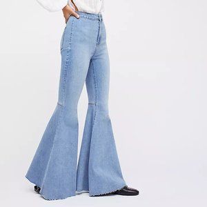 NWOT Free People Just Float on Flare Jeans